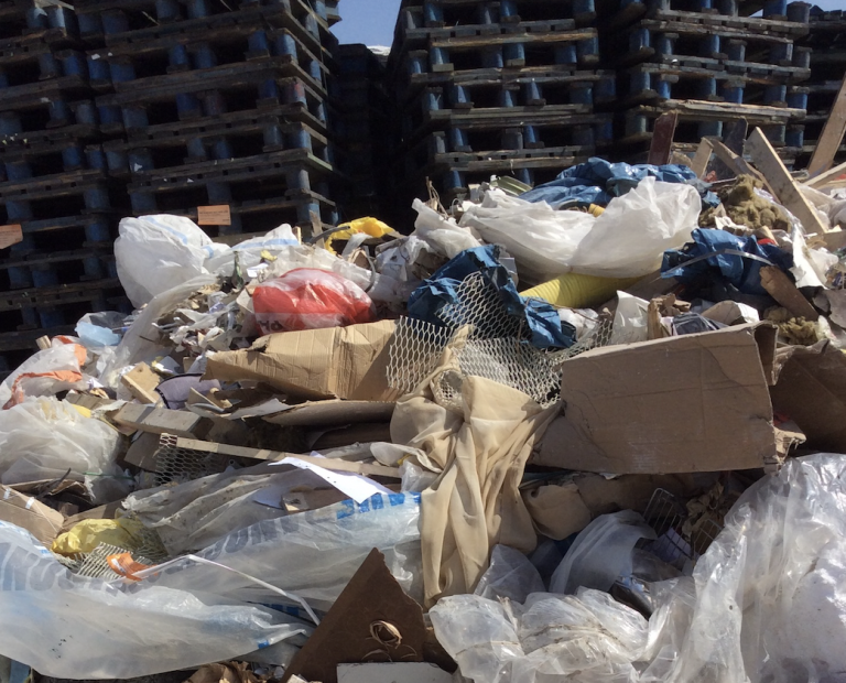 Ny teknik för att hantera osorterat byggavfall som innehåller plast
